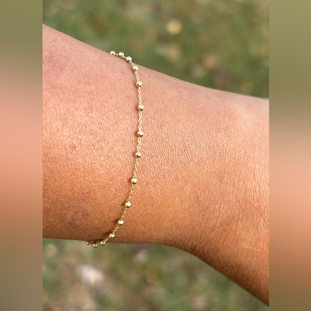 Dainty 18k Gold Bracelet FIRM